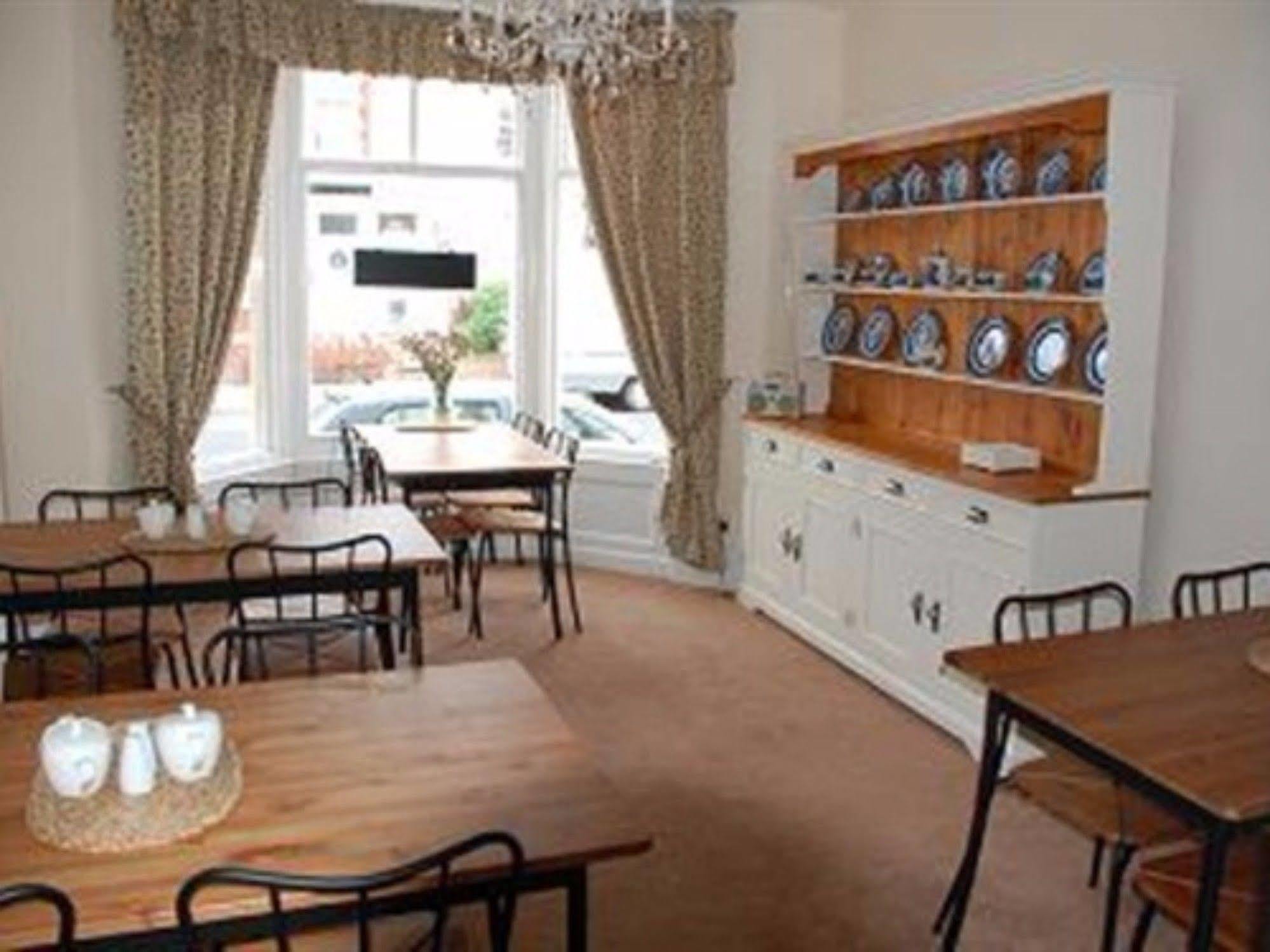 Bed and Breakfast Eden House à Blackpool Extérieur photo
