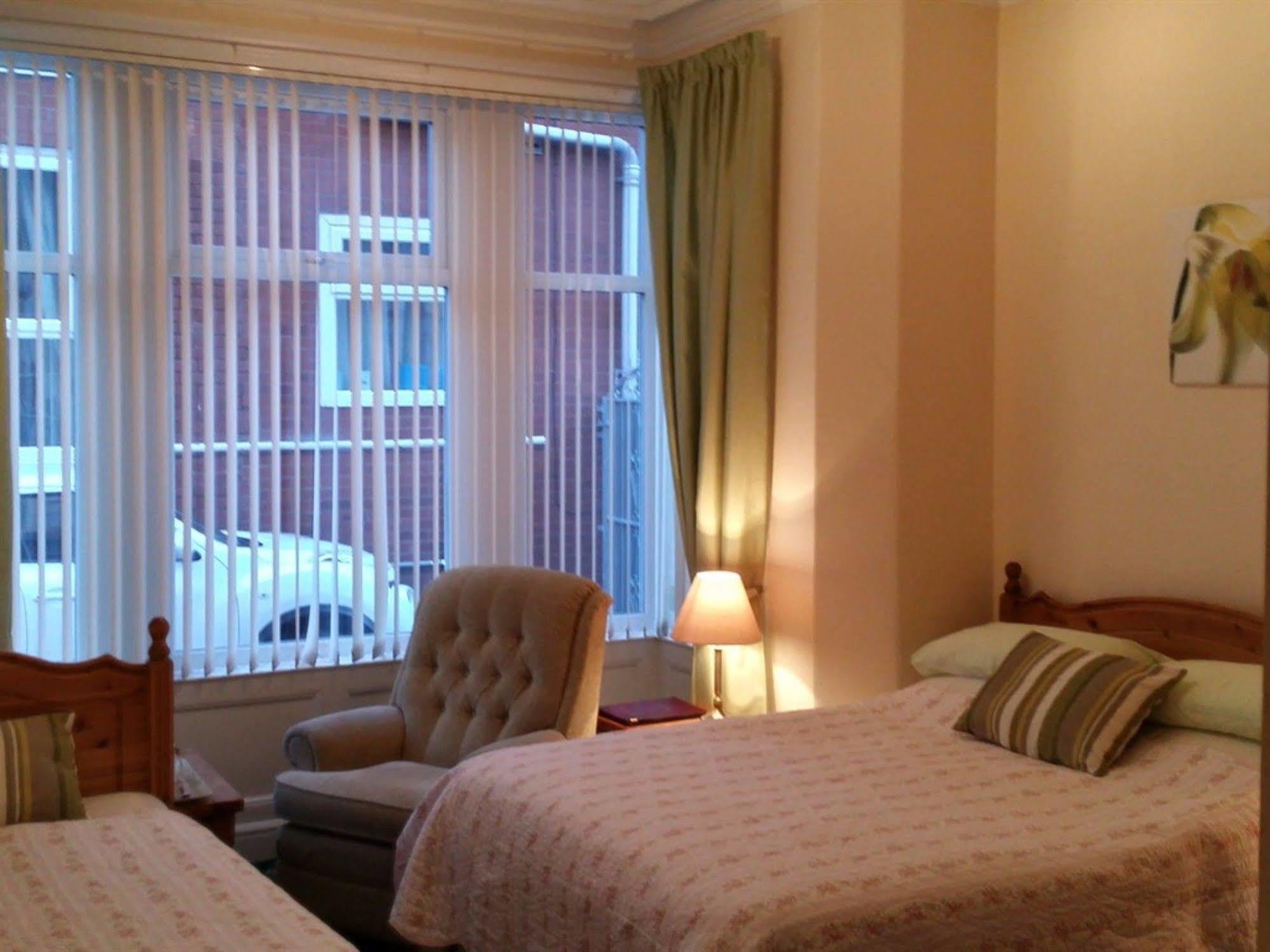 Bed and Breakfast Eden House à Blackpool Extérieur photo