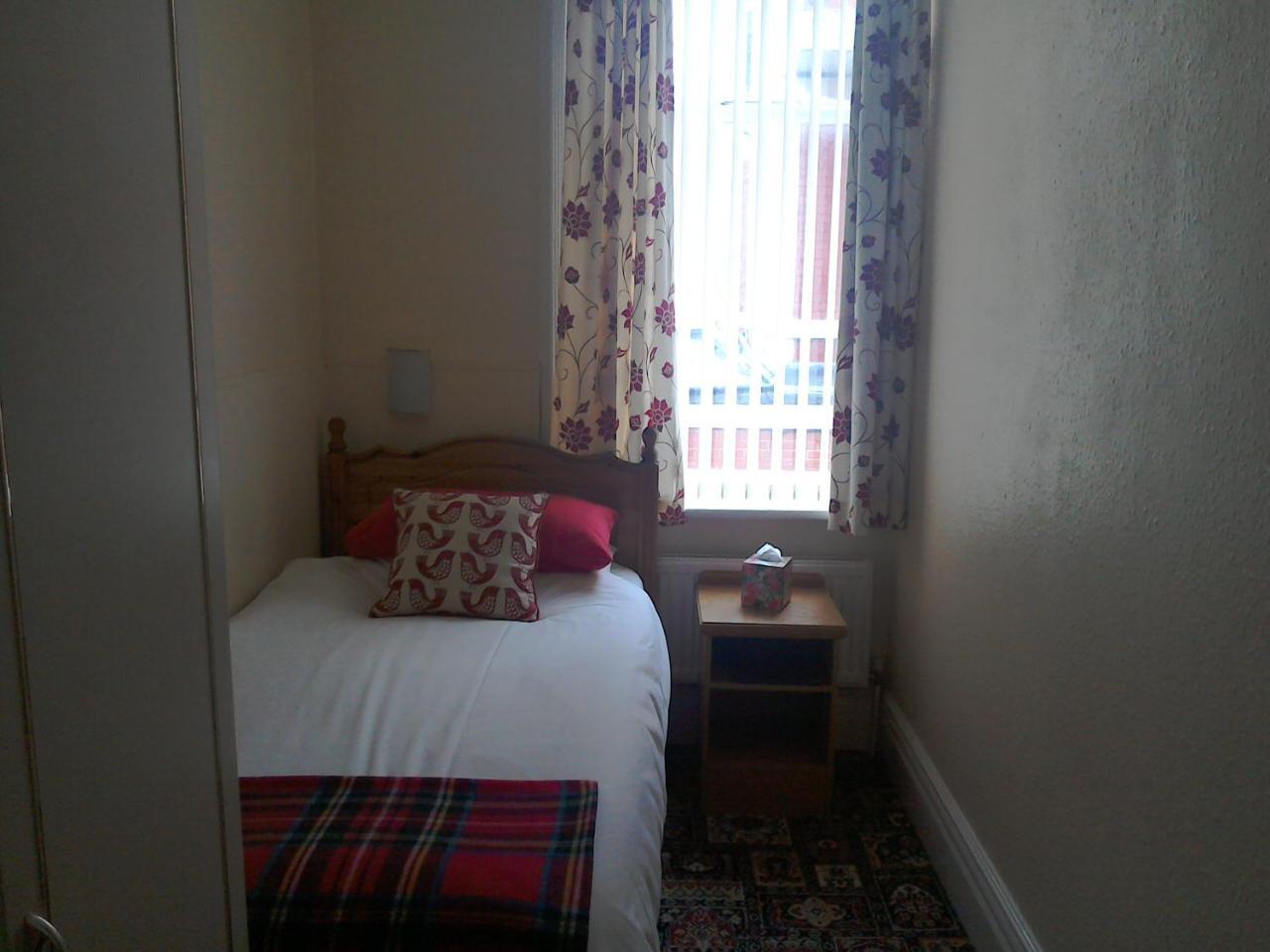 Bed and Breakfast Eden House à Blackpool Extérieur photo